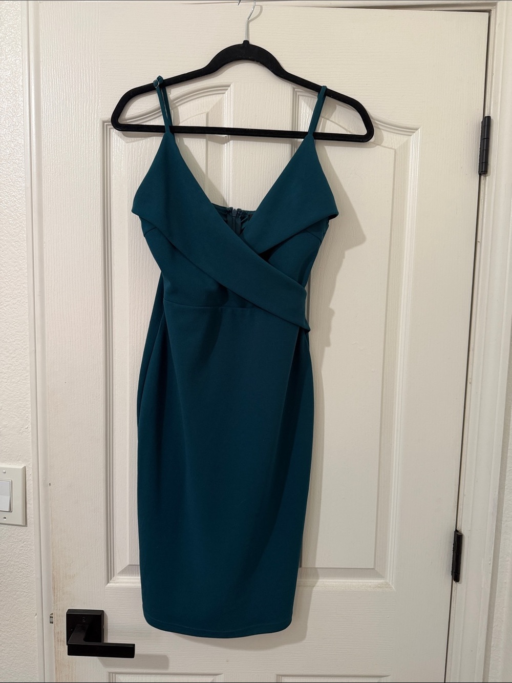 Lulu’s Teal Sleeveless Teal Sheath Dress with Surplice Bodice